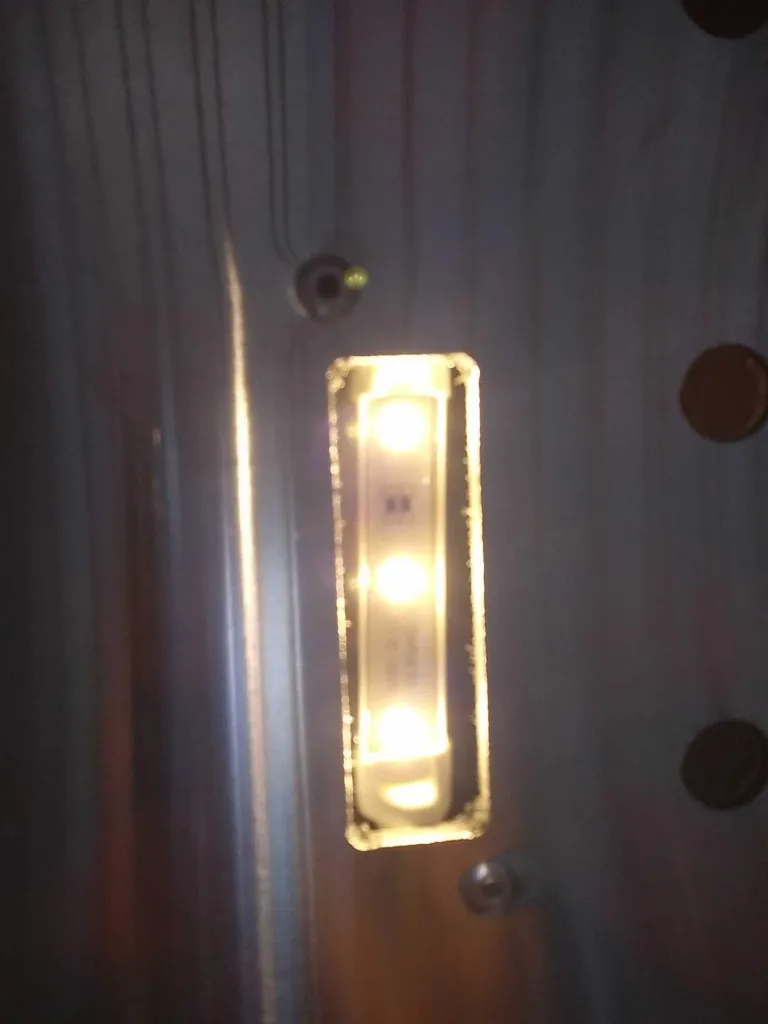 Chicken-Caravan-10-interior-light-auto