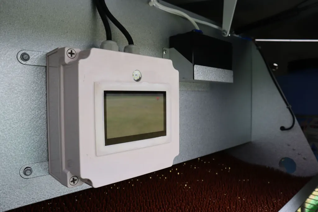 Control-Box-In-egg-collection-area-Chicken-Caravan-30