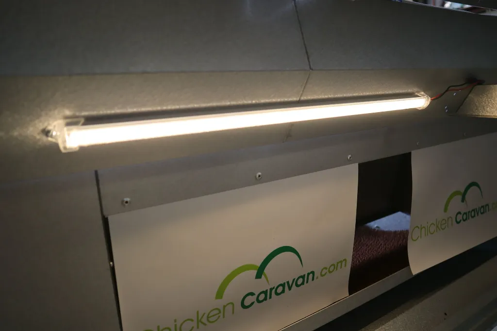 optional-Extra-light-Kit-in-use-Chicken-Caravan-30