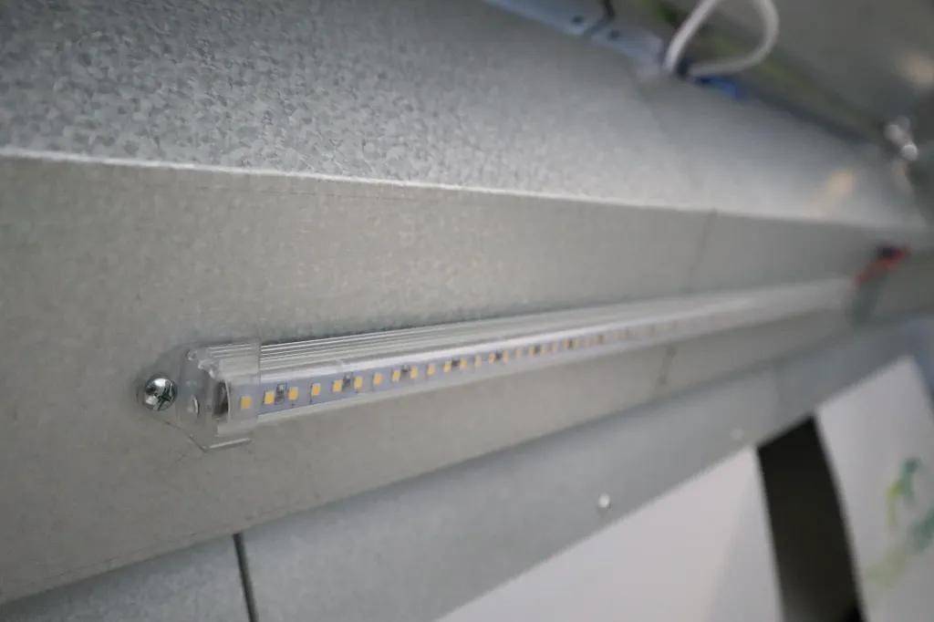 CC30_lighting_kit_strip.webp