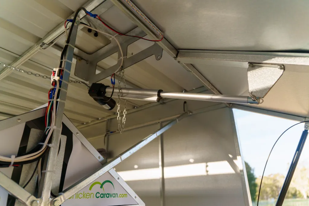 Chicken-Caravan-130-actuators-door