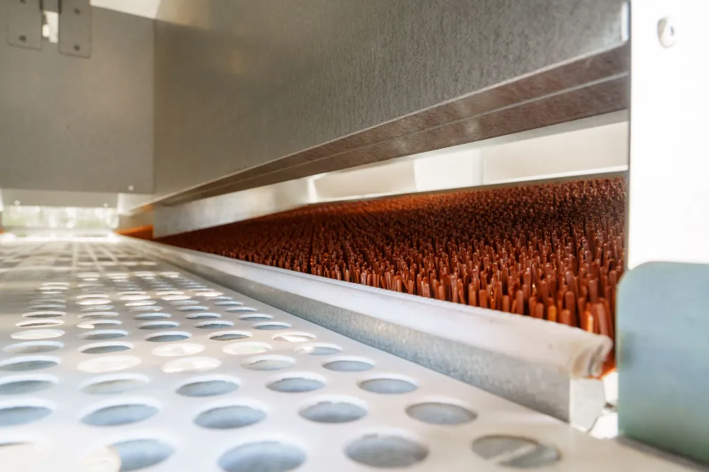 Chicken-Caravan-130-conveyor-nesting-box