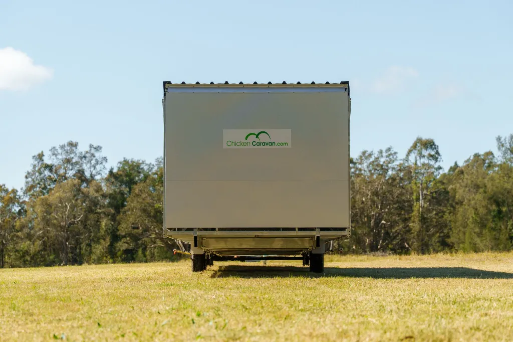 Rear-of-Chicken- Caravan- 600-doors-closed