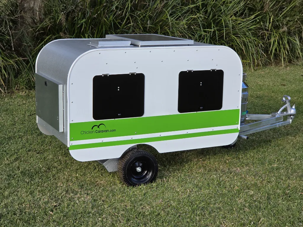 Chicken-caravan-10-window-side-green