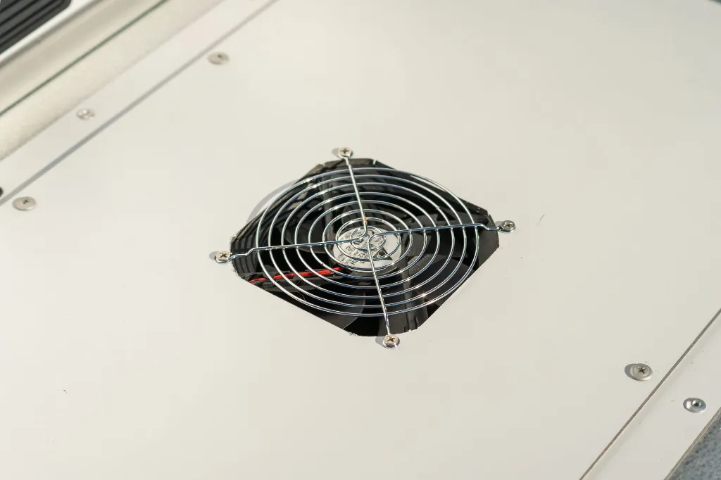 Chicken-Caravan-10-air-cooler-extraction-fan